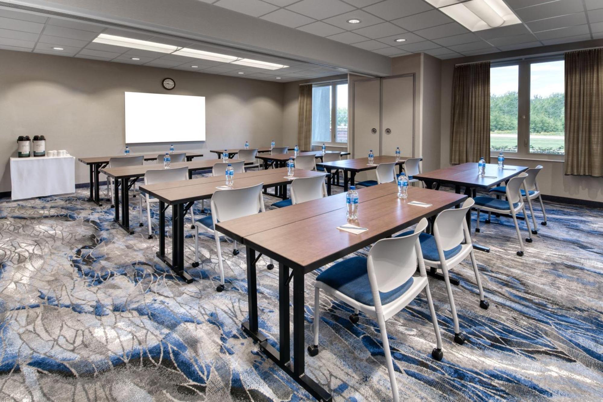 Fairfield Inn & Suites By Marriott Монктън Екстериор снимка