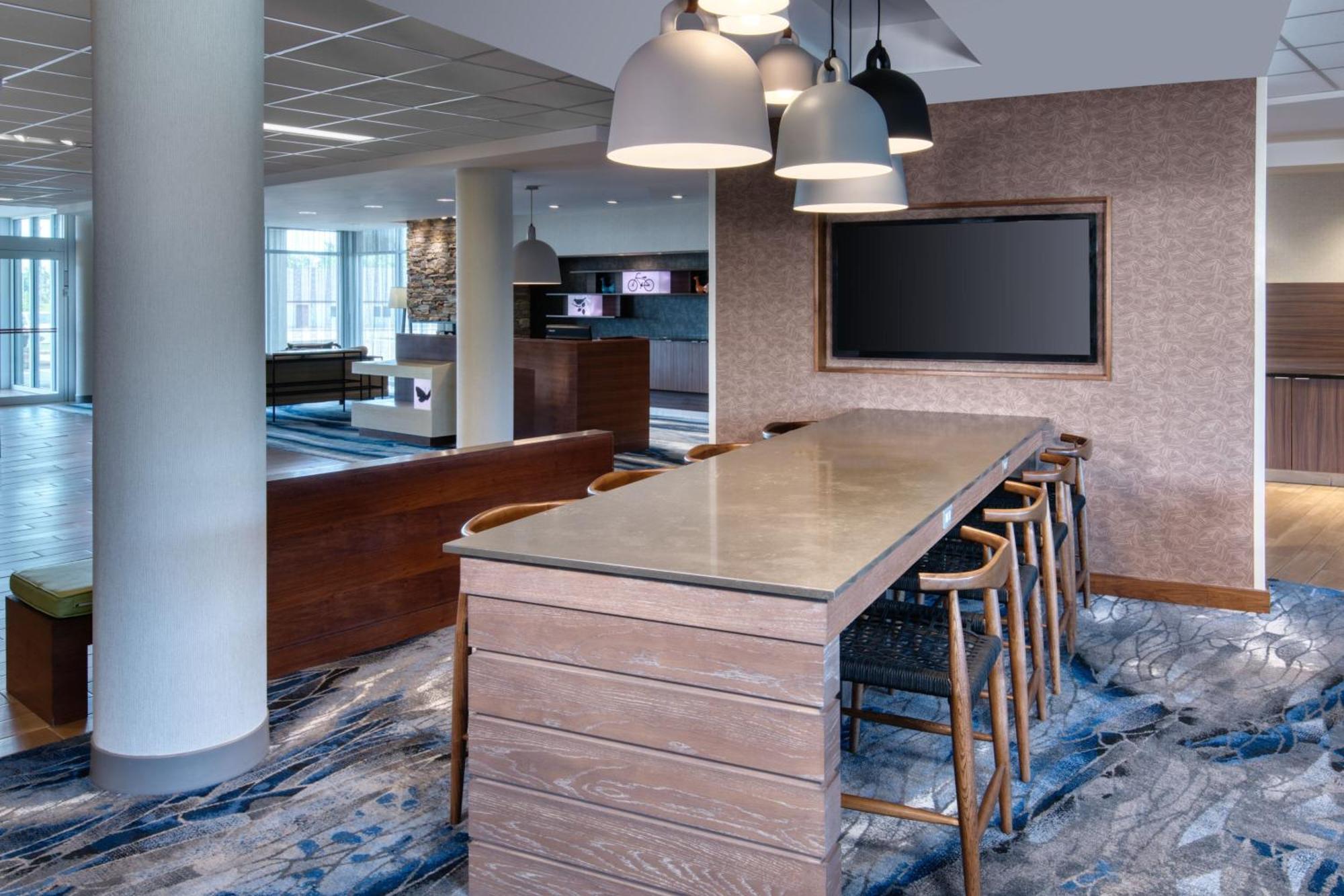 Fairfield Inn & Suites By Marriott Монктън Екстериор снимка