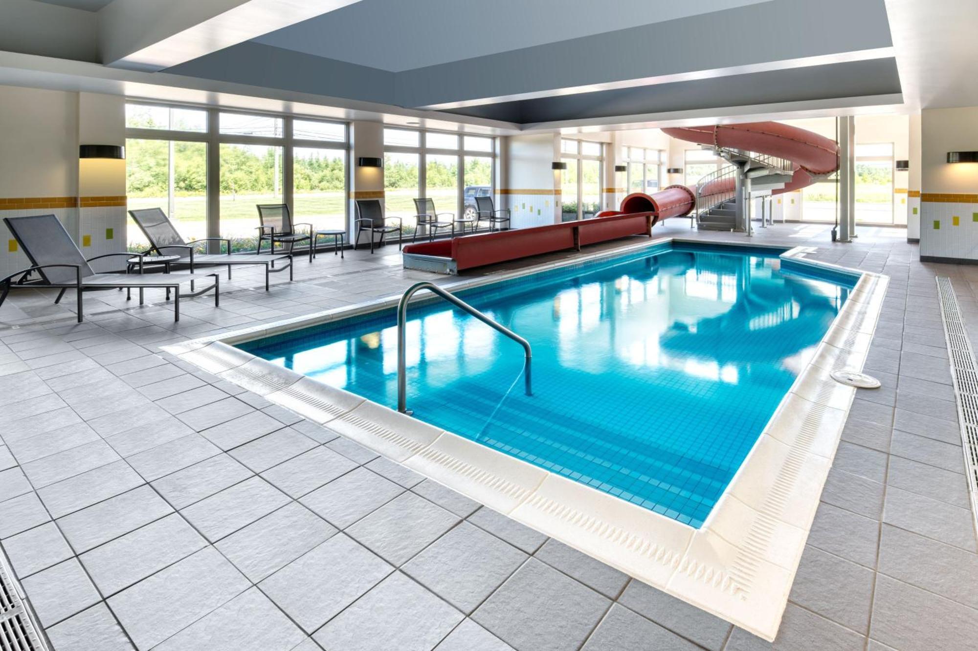 Fairfield Inn & Suites By Marriott Монктън Екстериор снимка