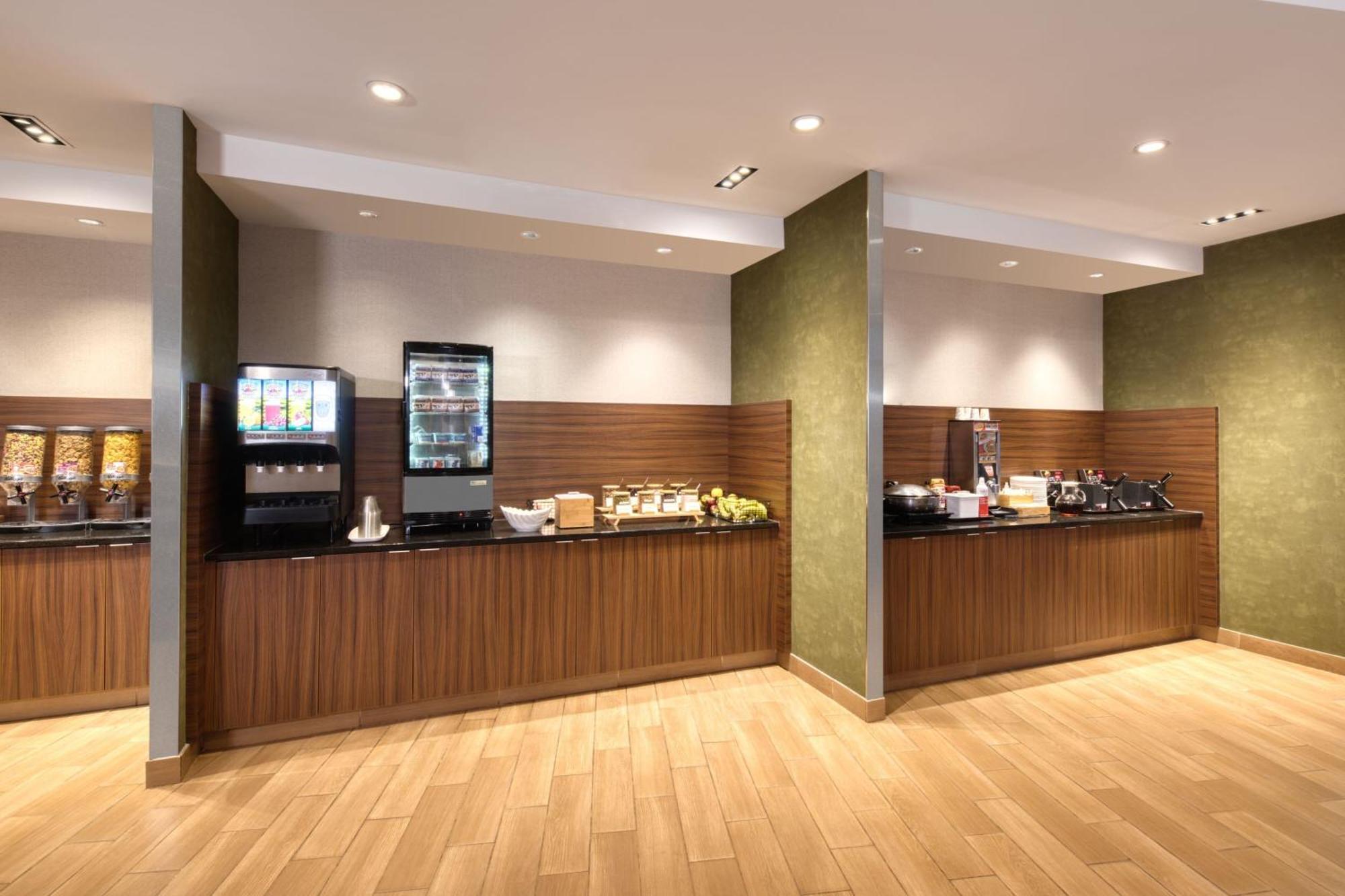 Fairfield Inn & Suites By Marriott Монктън Екстериор снимка
