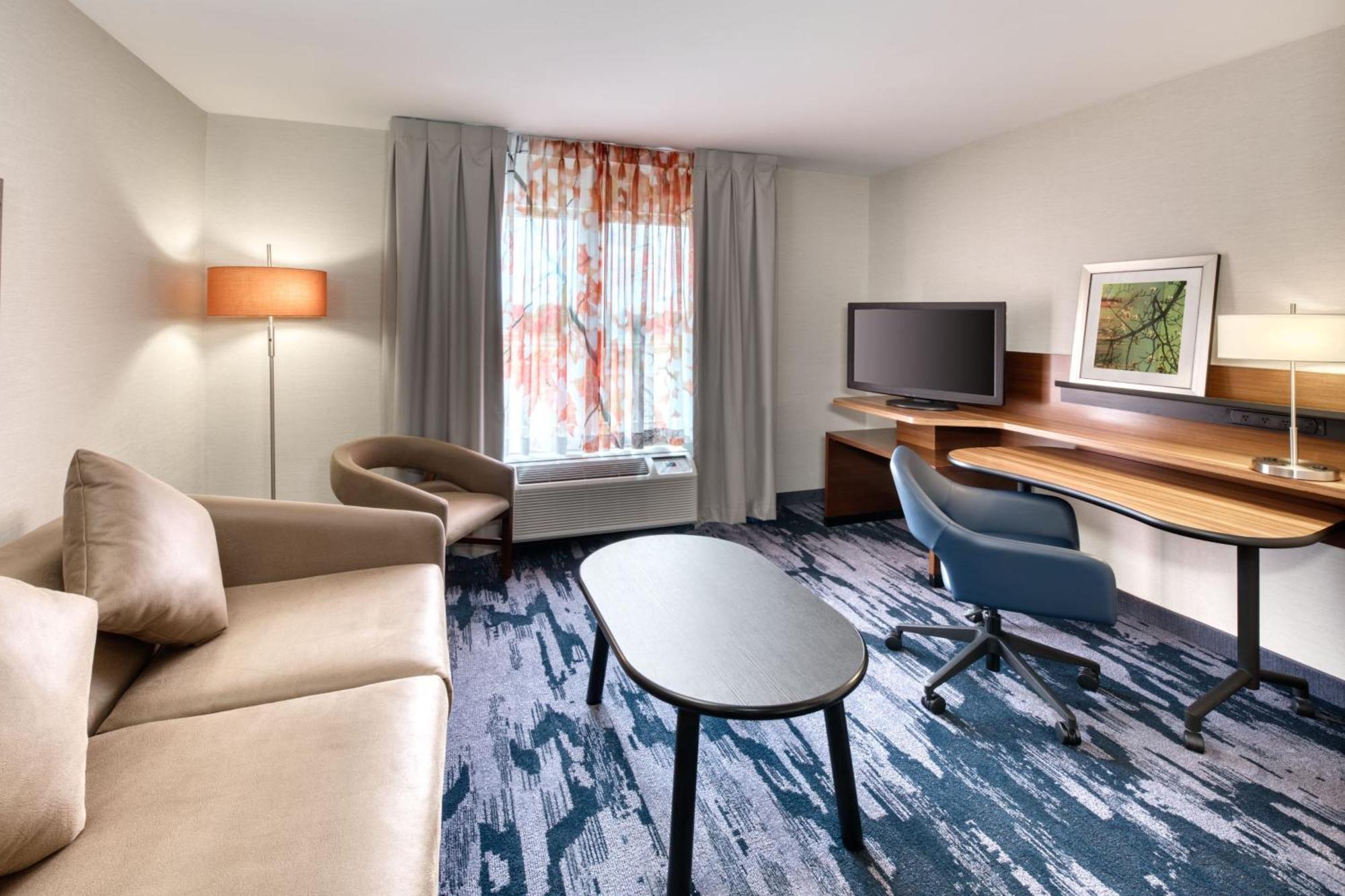 Fairfield Inn & Suites By Marriott Монктън Екстериор снимка