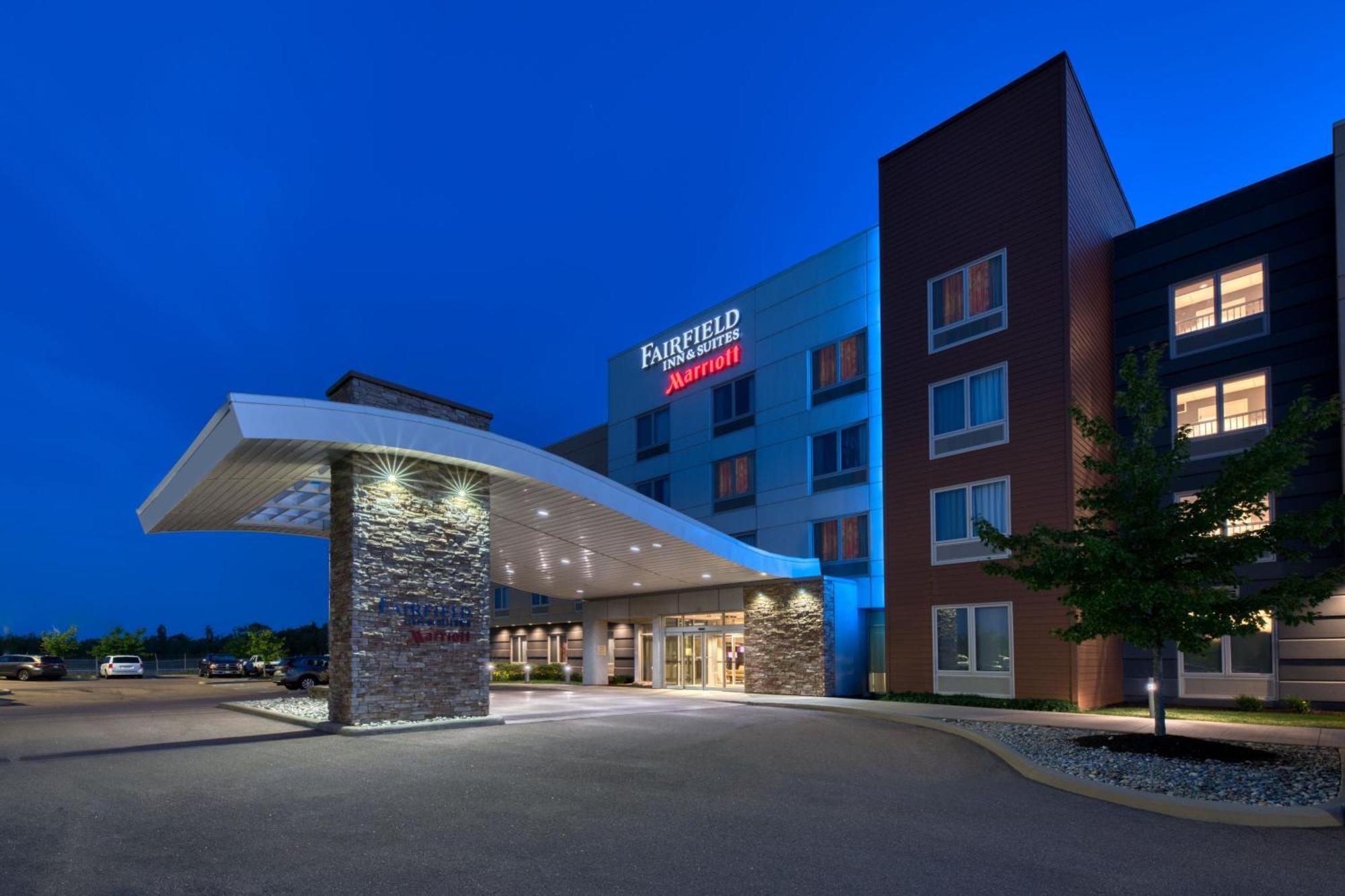 Fairfield Inn & Suites By Marriott Монктън Екстериор снимка