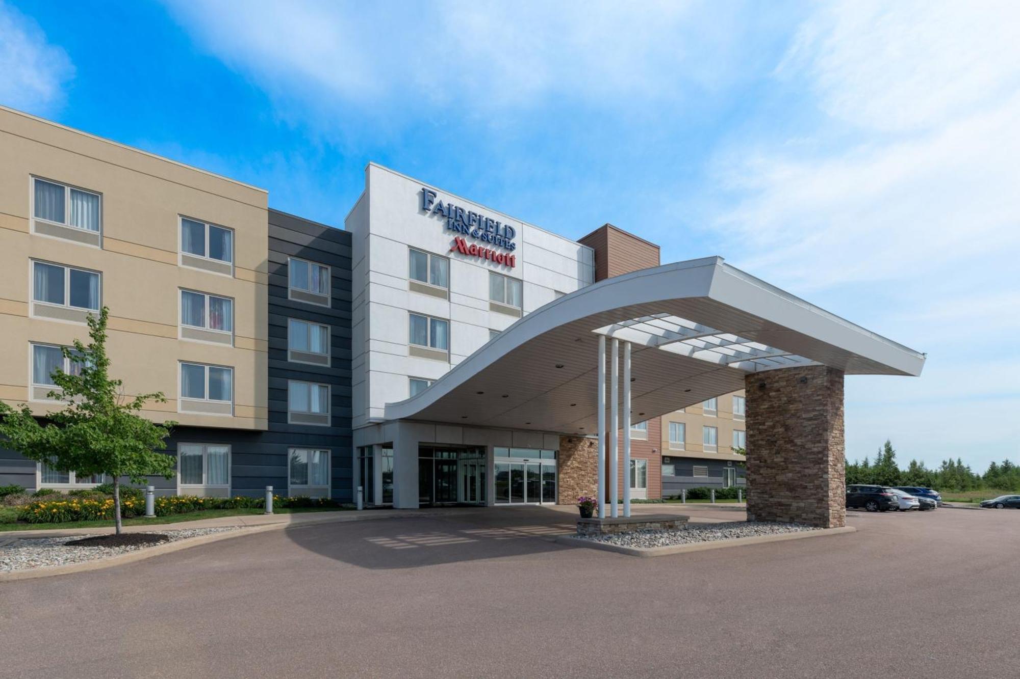 Fairfield Inn & Suites By Marriott Монктън Екстериор снимка