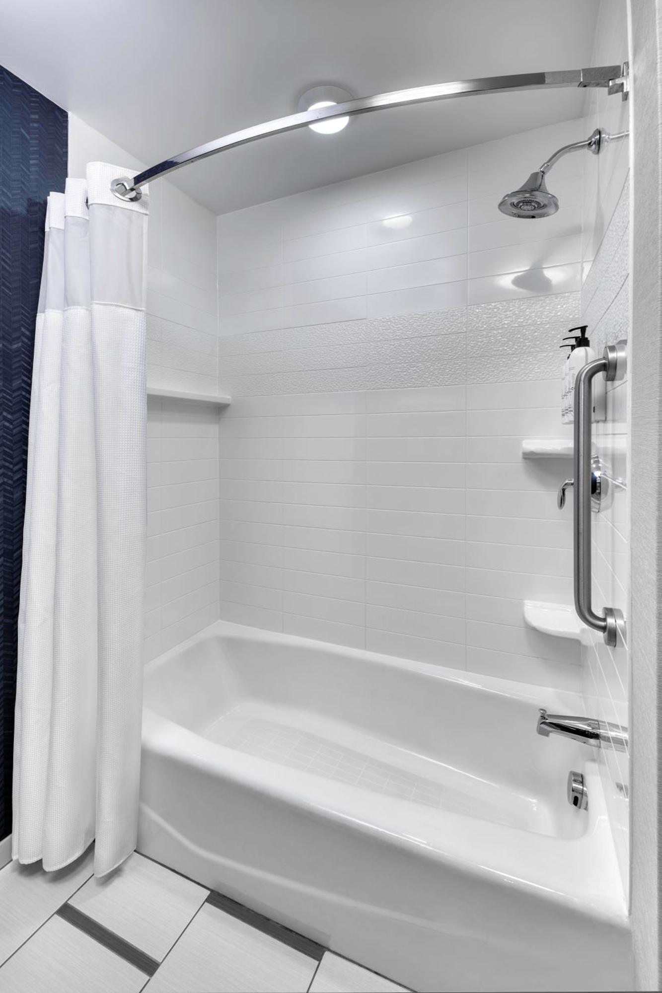 Fairfield Inn & Suites By Marriott Монктън Екстериор снимка