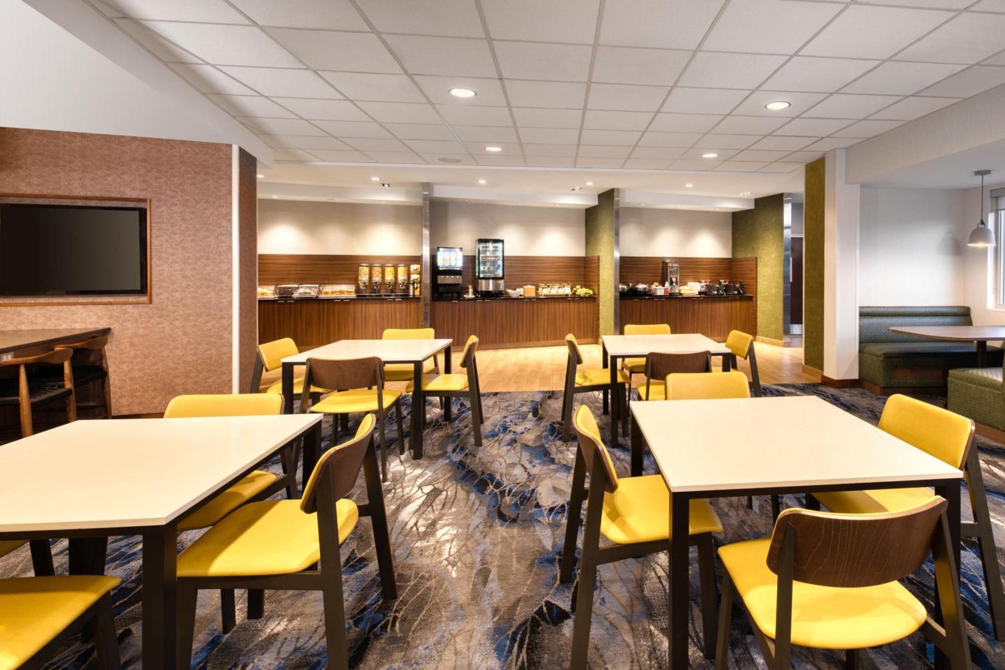 Fairfield Inn & Suites By Marriott Монктън Екстериор снимка